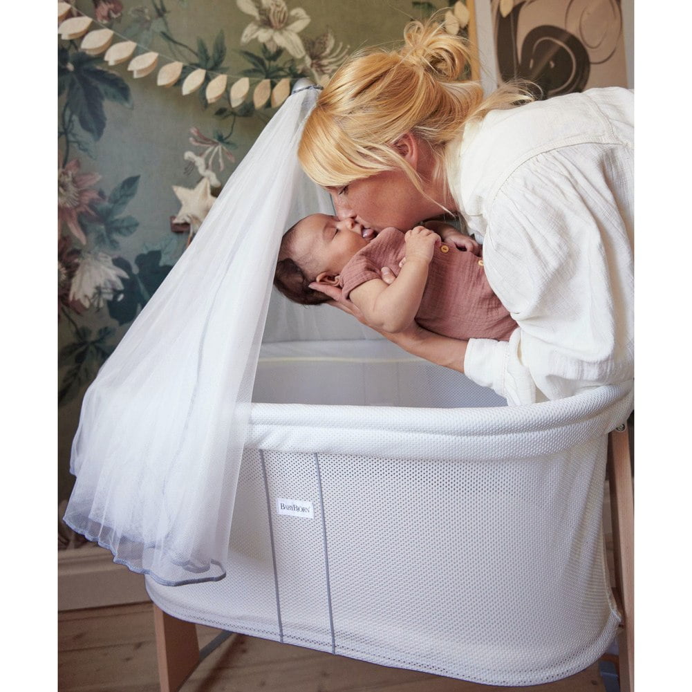 BabyBjorn Cradle with Canopy and Organic Cotton Fitted Sheet