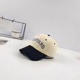 thumbnail image 1 of Una gorra de béisbol azul marino para mujer, talla M (56-58 cm), adecuada para ir de compras y combinar ropa., 1 of 5