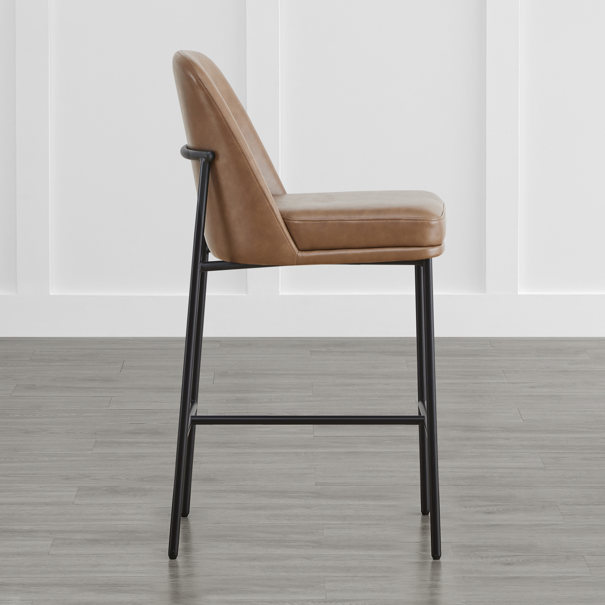 Spruce & Spring Modern 27-Inch Contemporary Counter Stool Set with Upholstered Seat and Metal Frame Set of 2, Saddle Brown Faux Leather