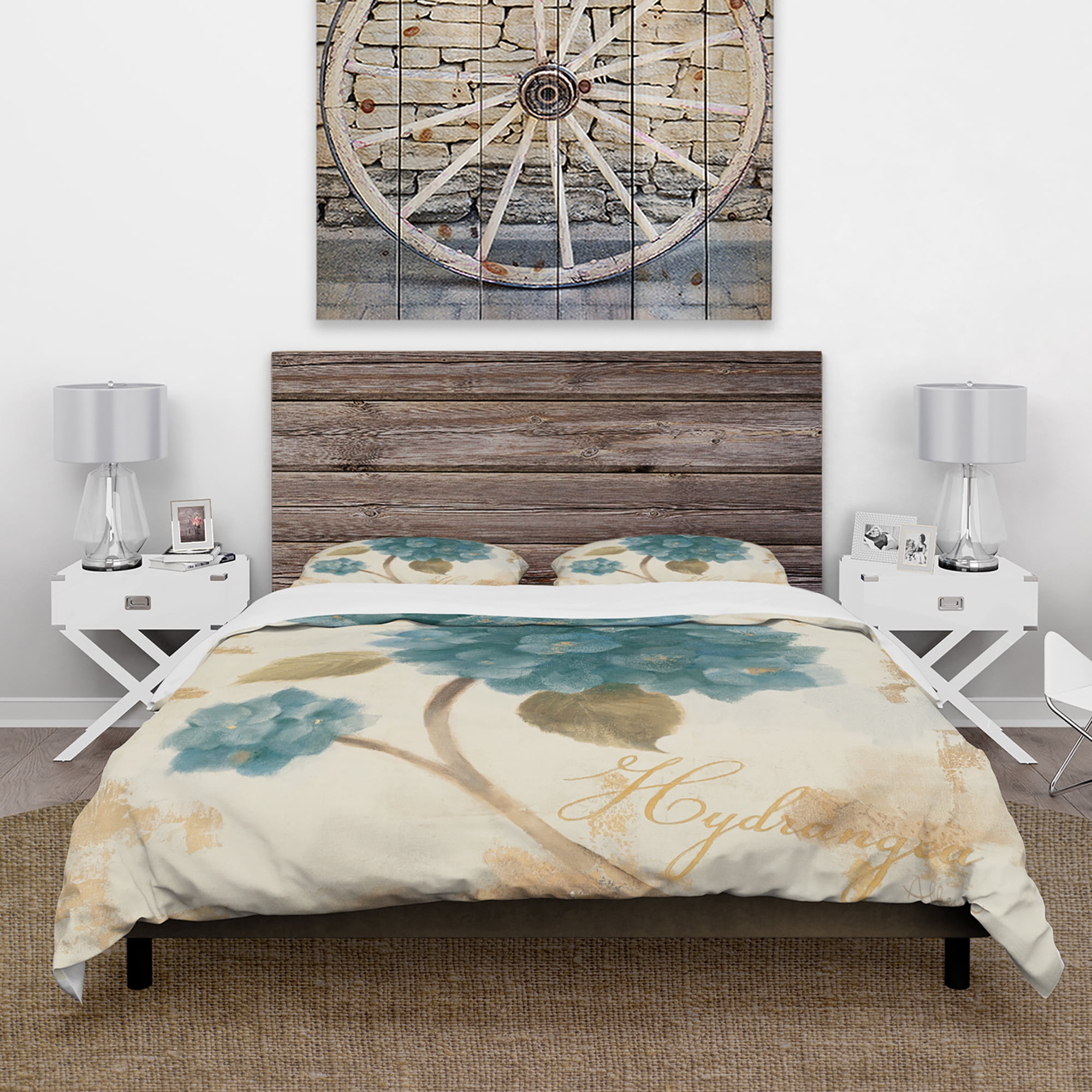 Designart 'Blue Cottage Flower Hydrangea II' Cottage Duvet Cover Set