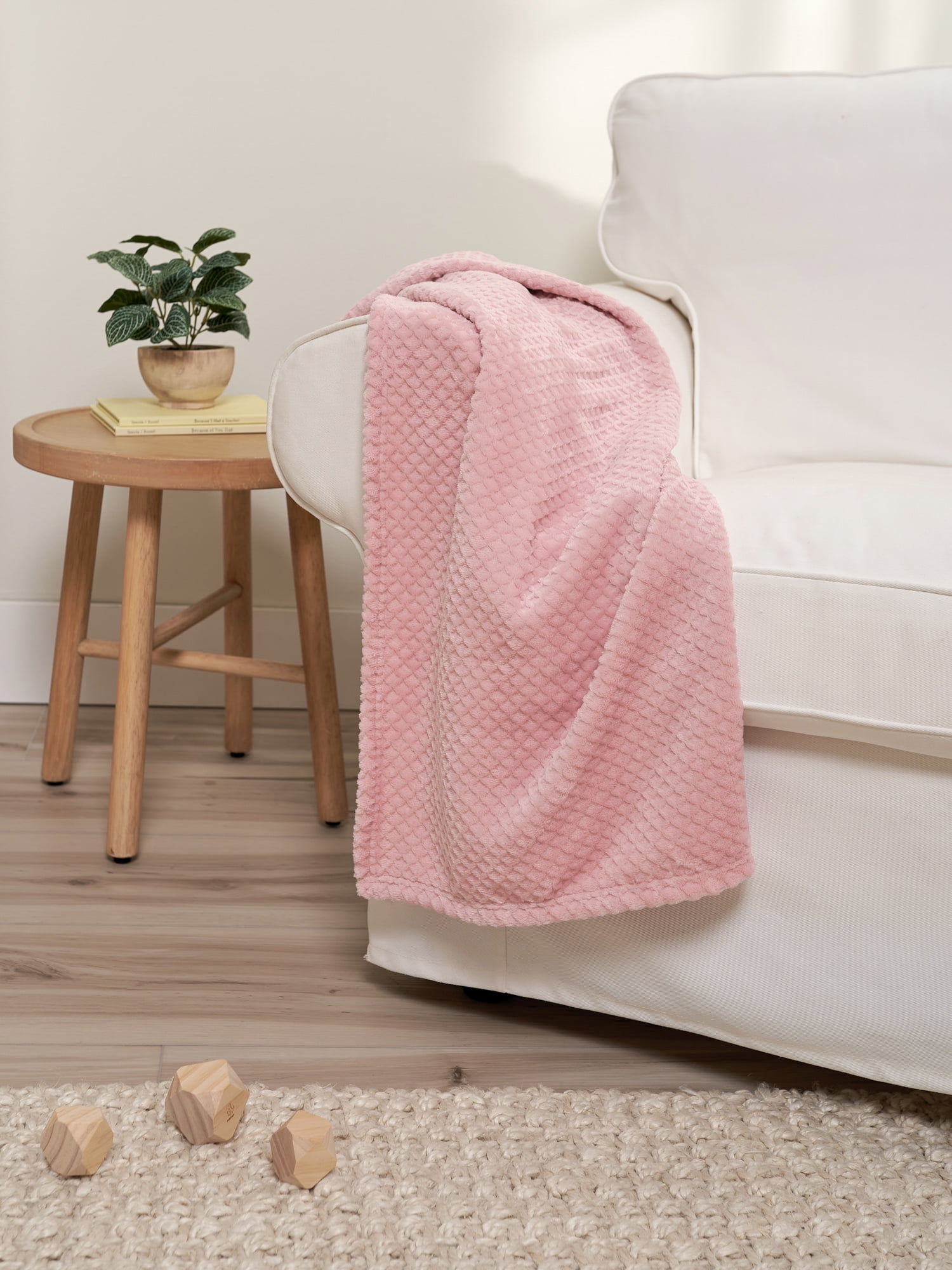 Modern Moments By Gerber Baby Girl Sculpted Plush Blanket, Pink