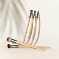 thumbnail image 4 of Juego de brochas de maquillaje EcoTools Daily Defined Eye, juego de 5 piezas, 4 of 9