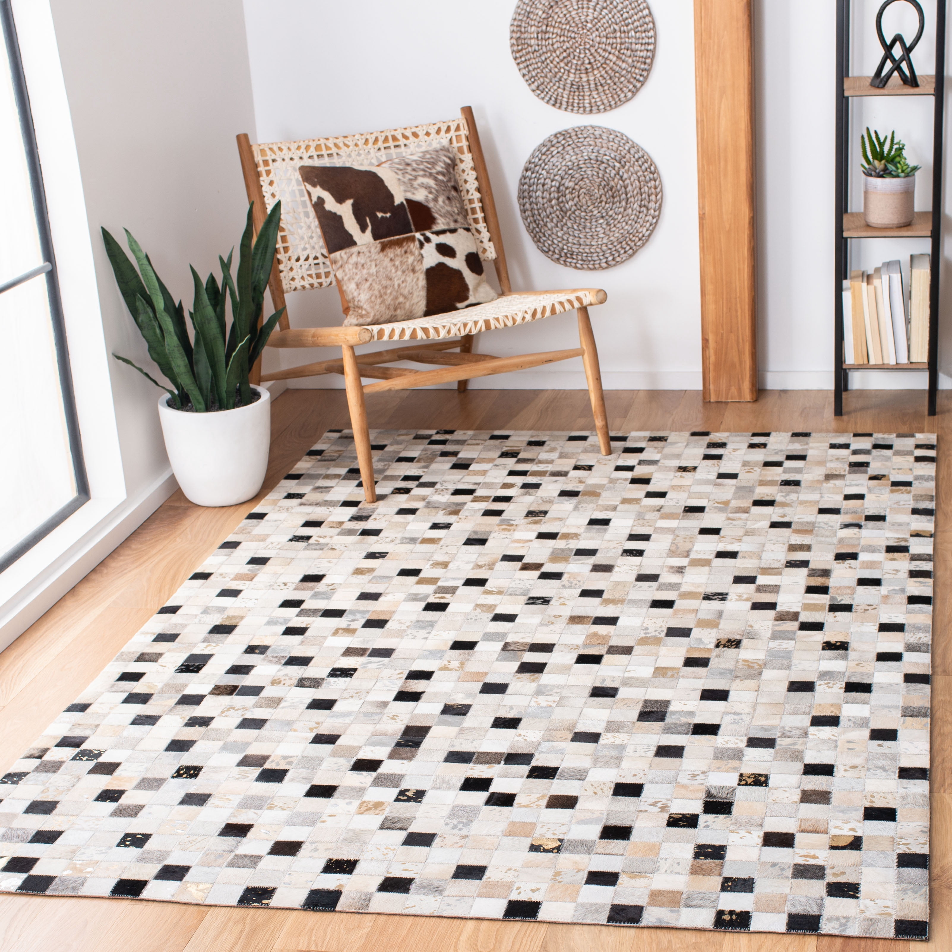 SAFAVIEH Studio Leather Ellison Geometric Area Rug, Ivory/Black, 8' x 10'