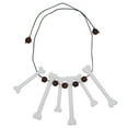 thumbnail image 1 of Collier Déclaration d'Halloween Nouveauté Fausses Dents de Loup Os Collier de Costume, 1 of 7