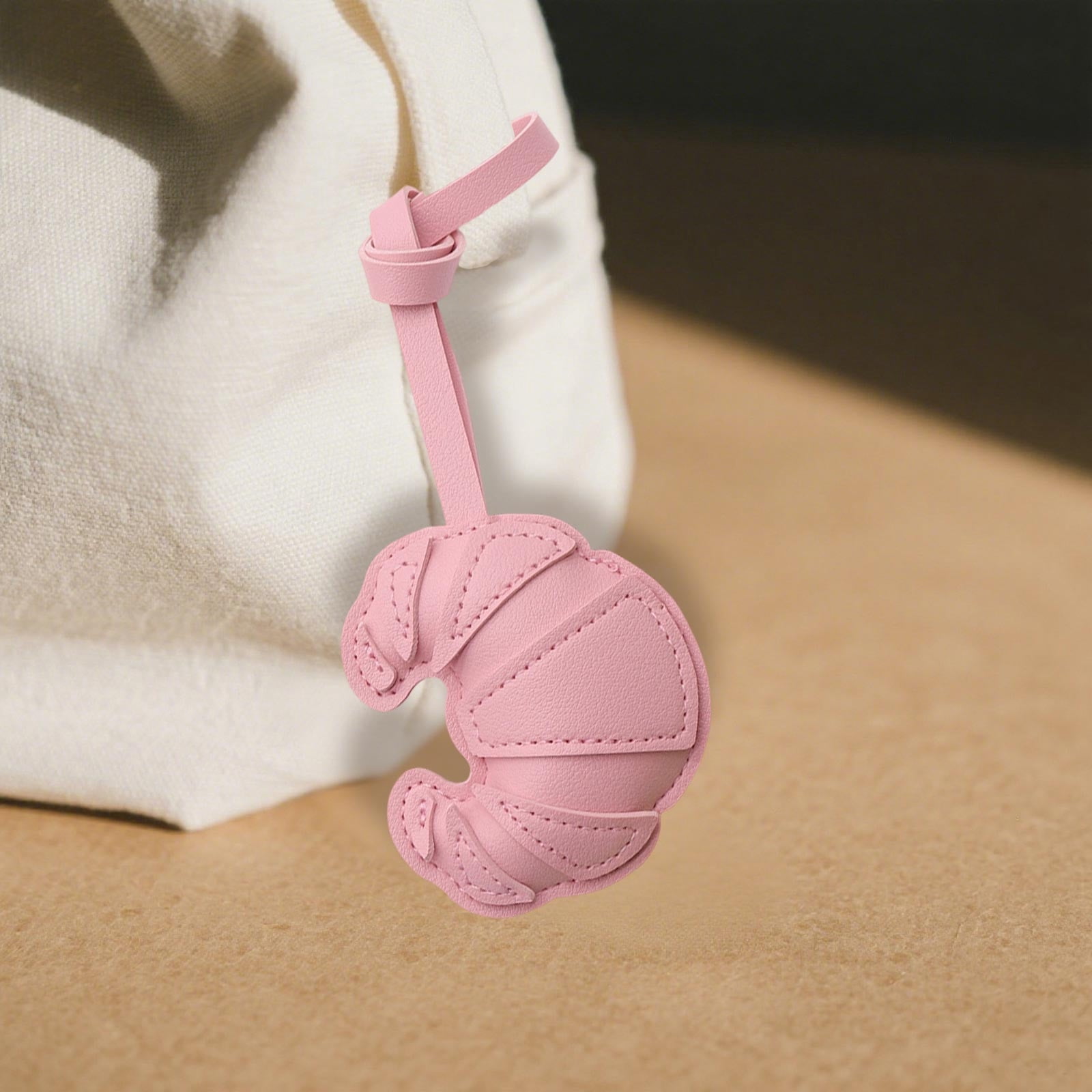 Porte-clés Créatif En Cuir En Forme De Croissant - Déco Pour Maison, Voiture, Bureau, Sac à Dos