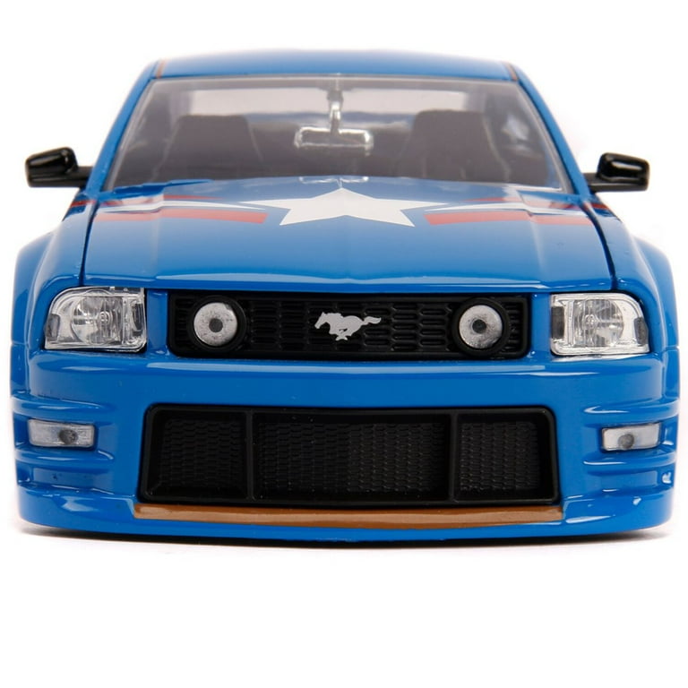 Captain America 2006 Ford Mustang GT 1:24 Vehicle & Figure
