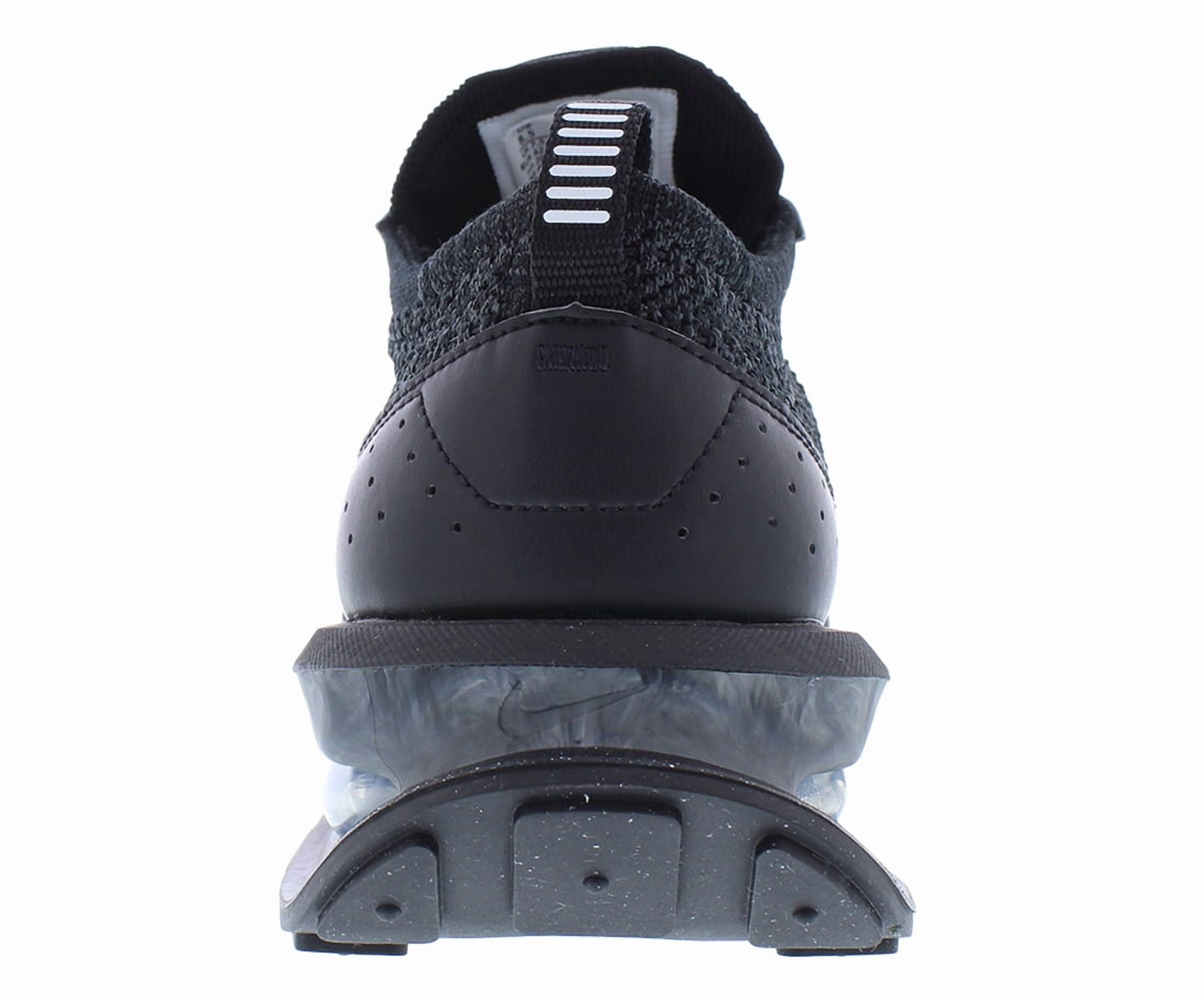 flyknit racer size 8