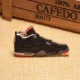 thumbnail image 1 of Llavero 3D para Mini zapatillas de baloncesto, llavero con colgante de moda para monopatín, ideal para regalo de Festival, 1 of 1