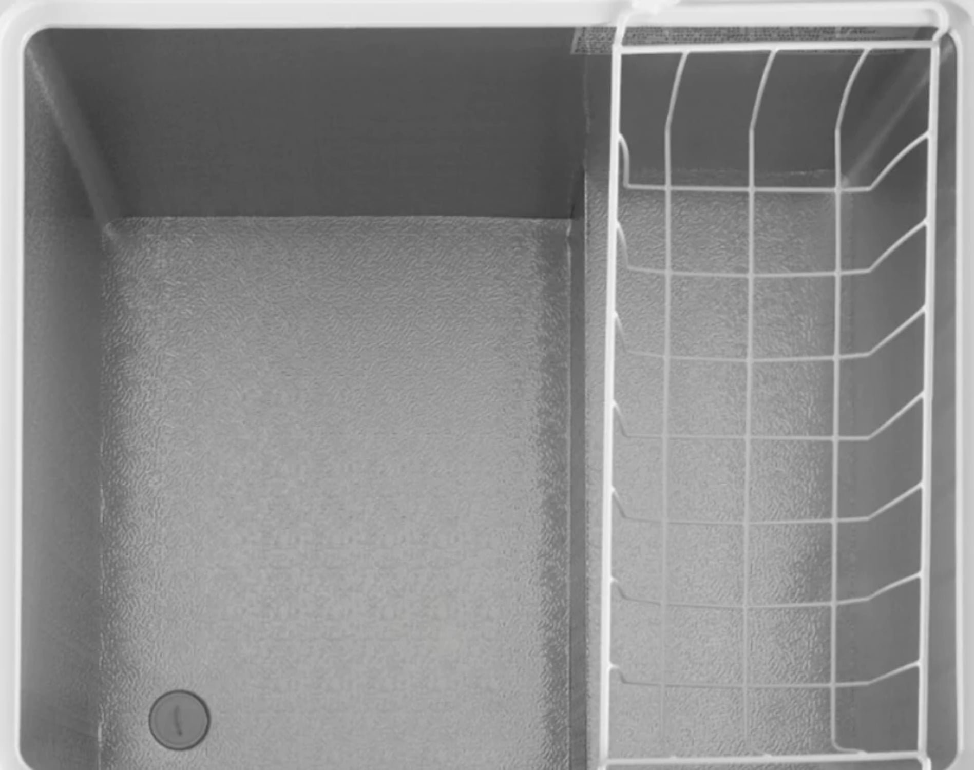 Insignia™ - 5.0 Cu. Ft. Garage Ready Chest Freezer - White