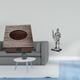 thumbnail image 2 of Elegante Organizador De Cajas De Pañuelos De Madera Con Forma De Caballero Y Escultura Vintage, Ideal Para El Hogar, La Oficina, El Baño O La Entrada. Perfecto Como Regalo De Inauguración., 2 of 8