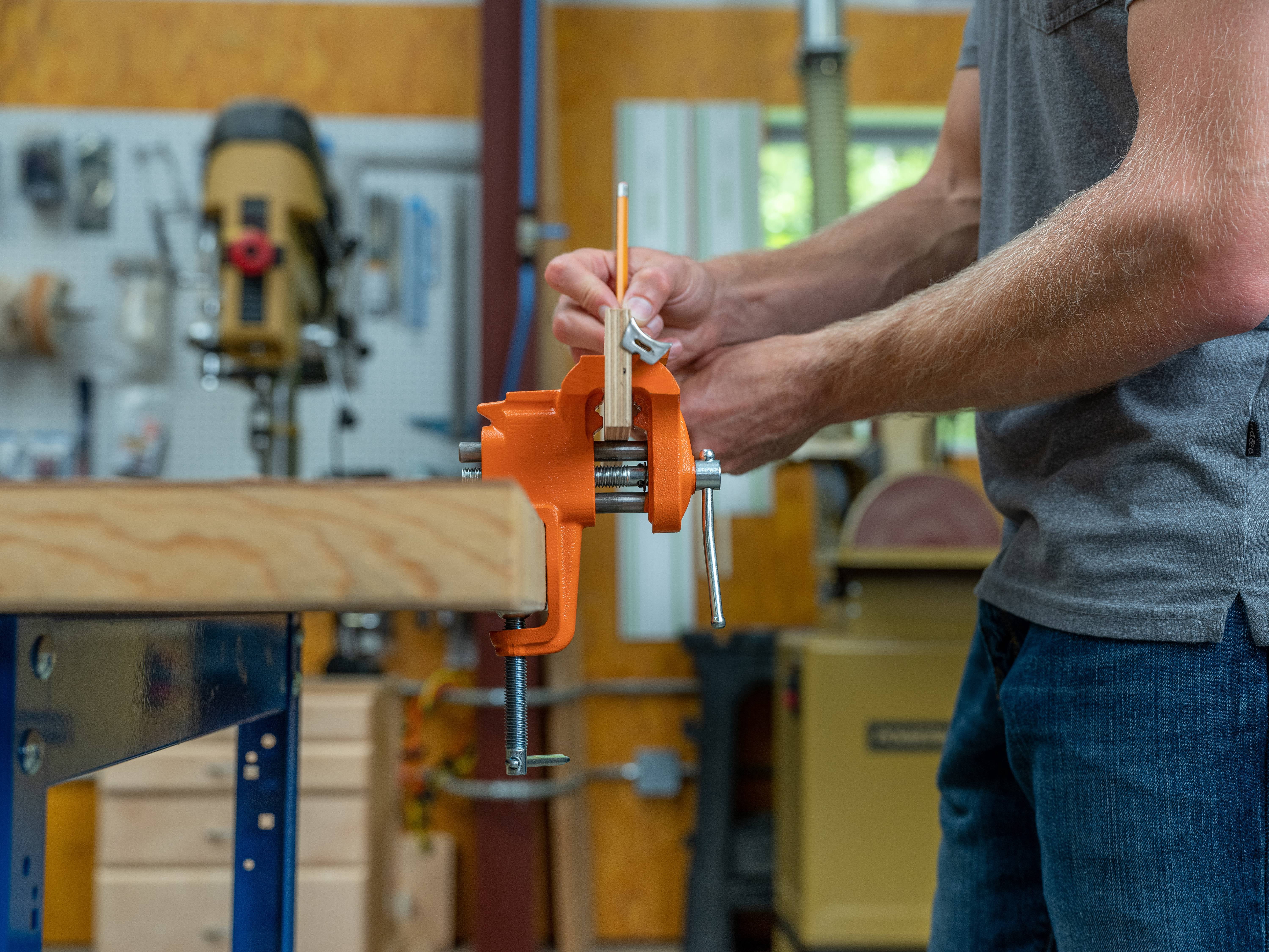 Pony Light-Duty Clamp-On Vise for Woodworking, 2 1/2" Opening Capacity, 3" Jaw Width
