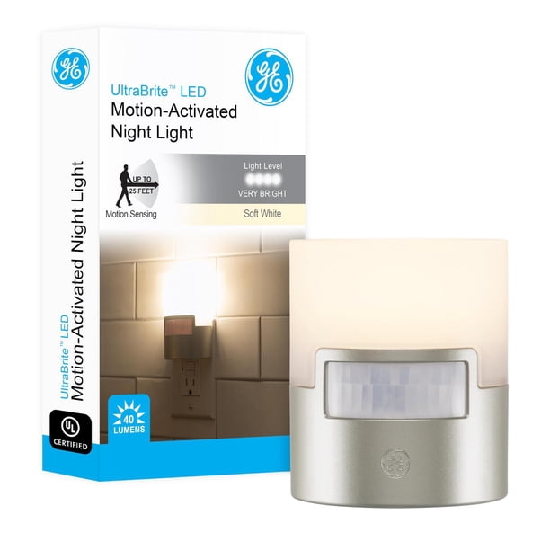 Luz de Noche GE Enbrighten Plateada con Sensor de Movimiento Led para Dormitorio y Más
