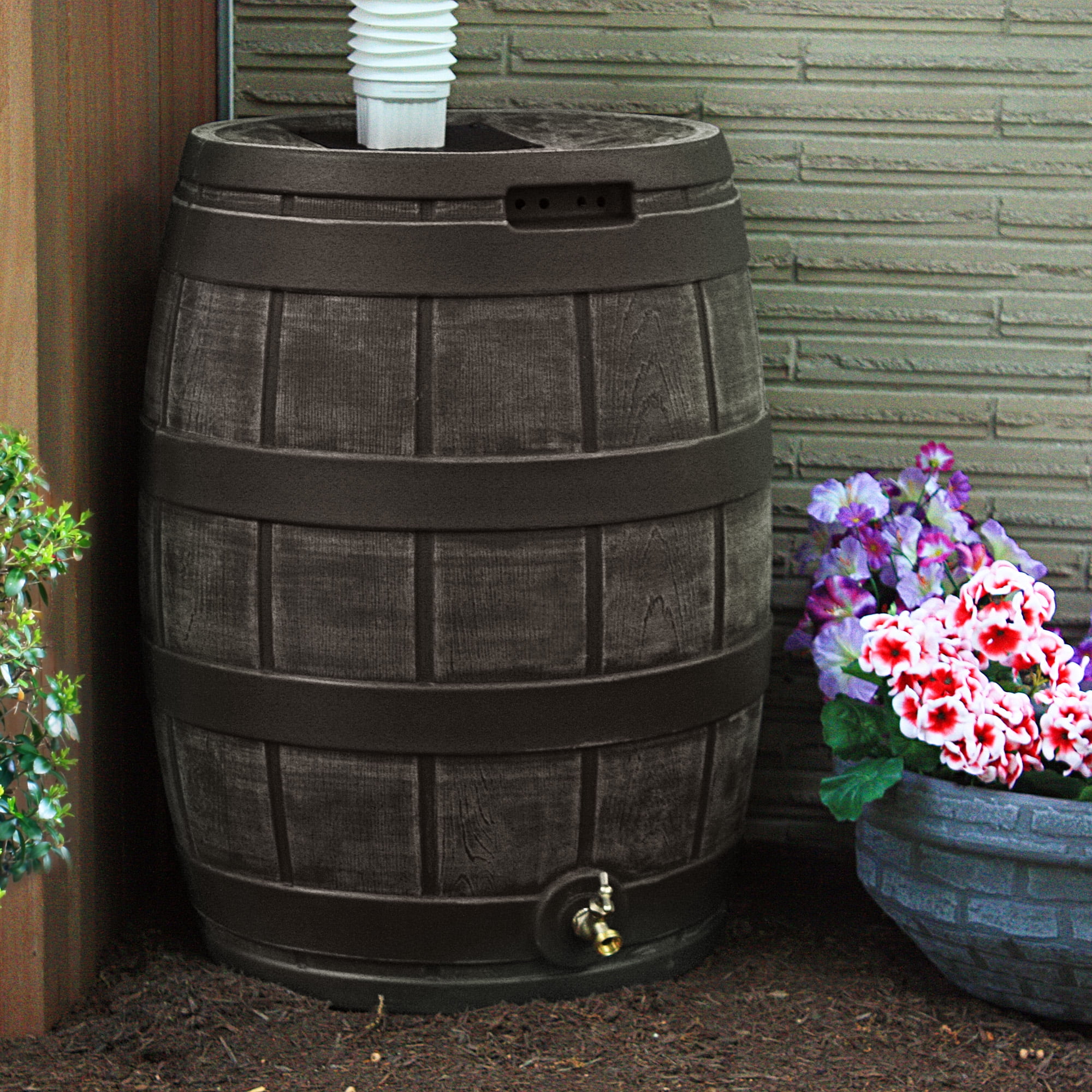 Good Ideas Rain Vault - Oak