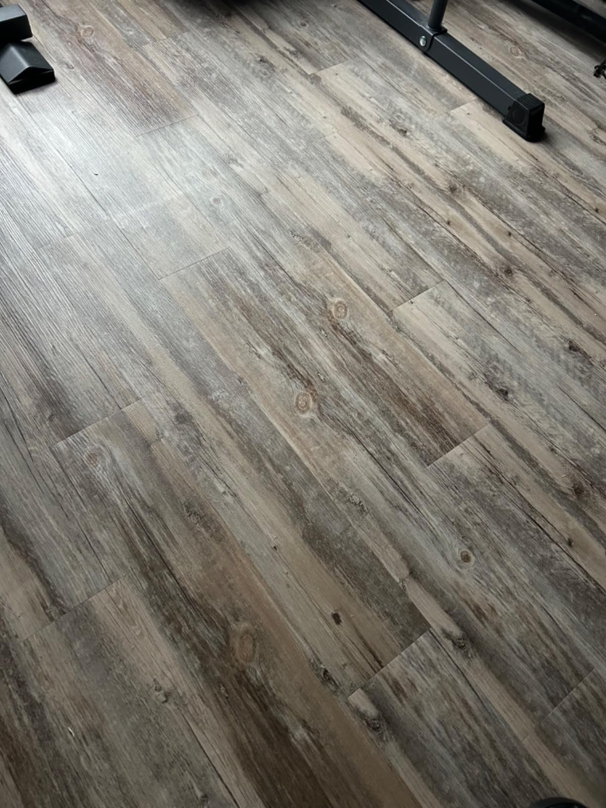 Self-adhesive 6" x 36" x 0.05" Luxury Vinyl Plank(36 pack)