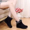 thumbnail image 4 of Womens Warm Fur Lined Winter Snow Boots Waterproof Ankle Boots Outdoor Booties Comfortable Shoes for Women, 4 of 8
