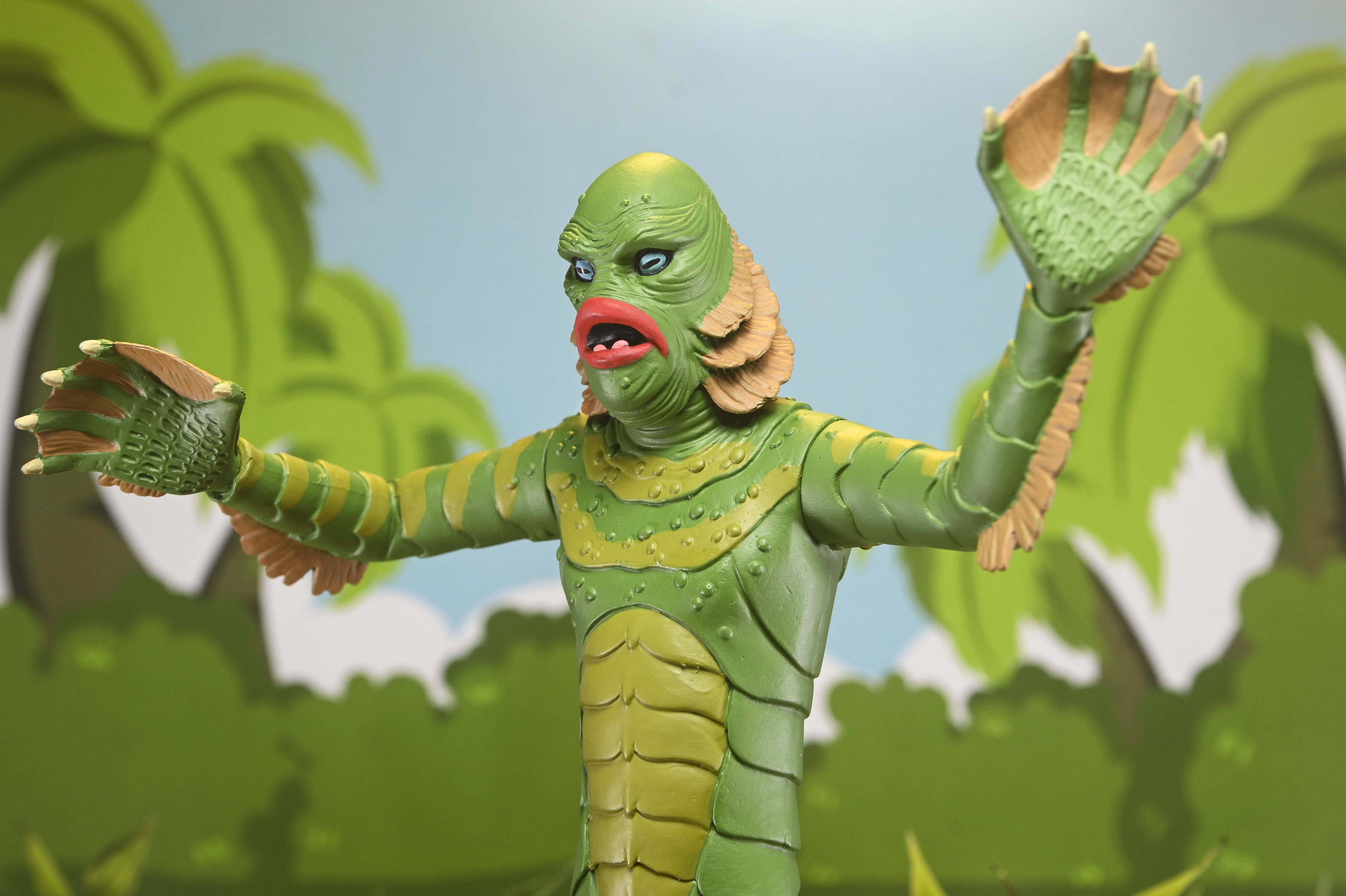NECA Universal Monsters: Creature from the Black Lagoon Toony Terror with Fossil Hand Accessory (6")