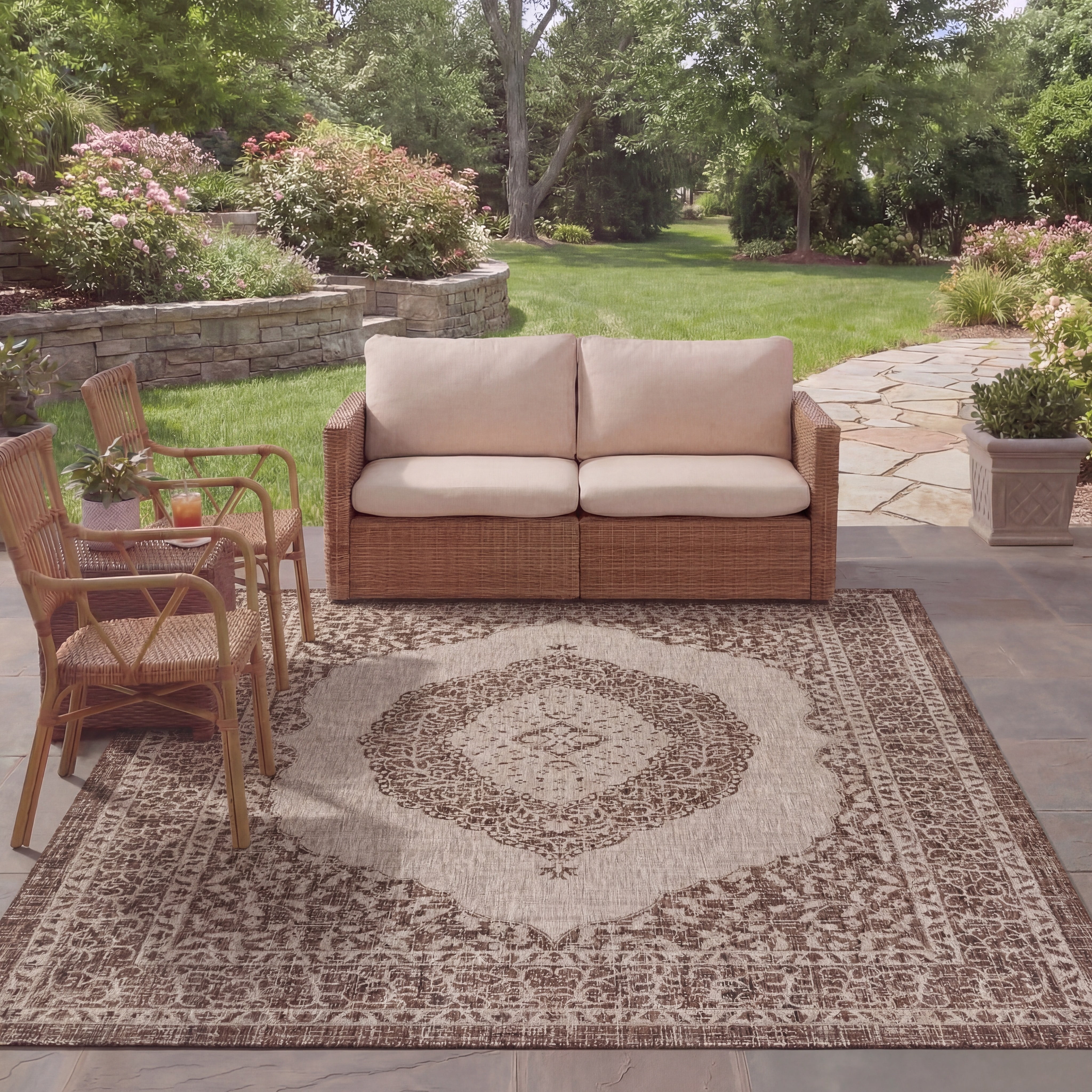 SAFAVIEH Courtyard Avi Traditional Indoor/Outdoor Area Rug, 8' x 11', Light Beige/Light Brown