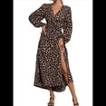 thumbnail image 3 of Vestido Holgado Informal con Escote en V, Corte A, Larga y Abertura Alta para Mujer. Estampado de Leopardo M, 3 of 9