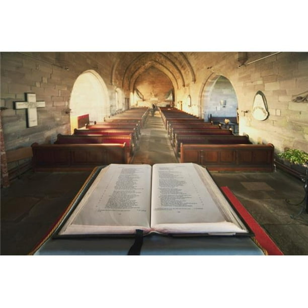 Posterazzi DPI1871898LARGE Durham Angleterre - une Bible Ouverte au Dos d'Une Affiche d'Église, 38 x 24