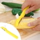 thumbnail image 3 of Rallador de maíz de acero inoxidable con cepillo de limpieza, 4 en 1, para granos frescos, herramienta fácil de retirar para cocineros caseros y cosechar en el jardín. Aestivo | Amarillo |, 3 of 7