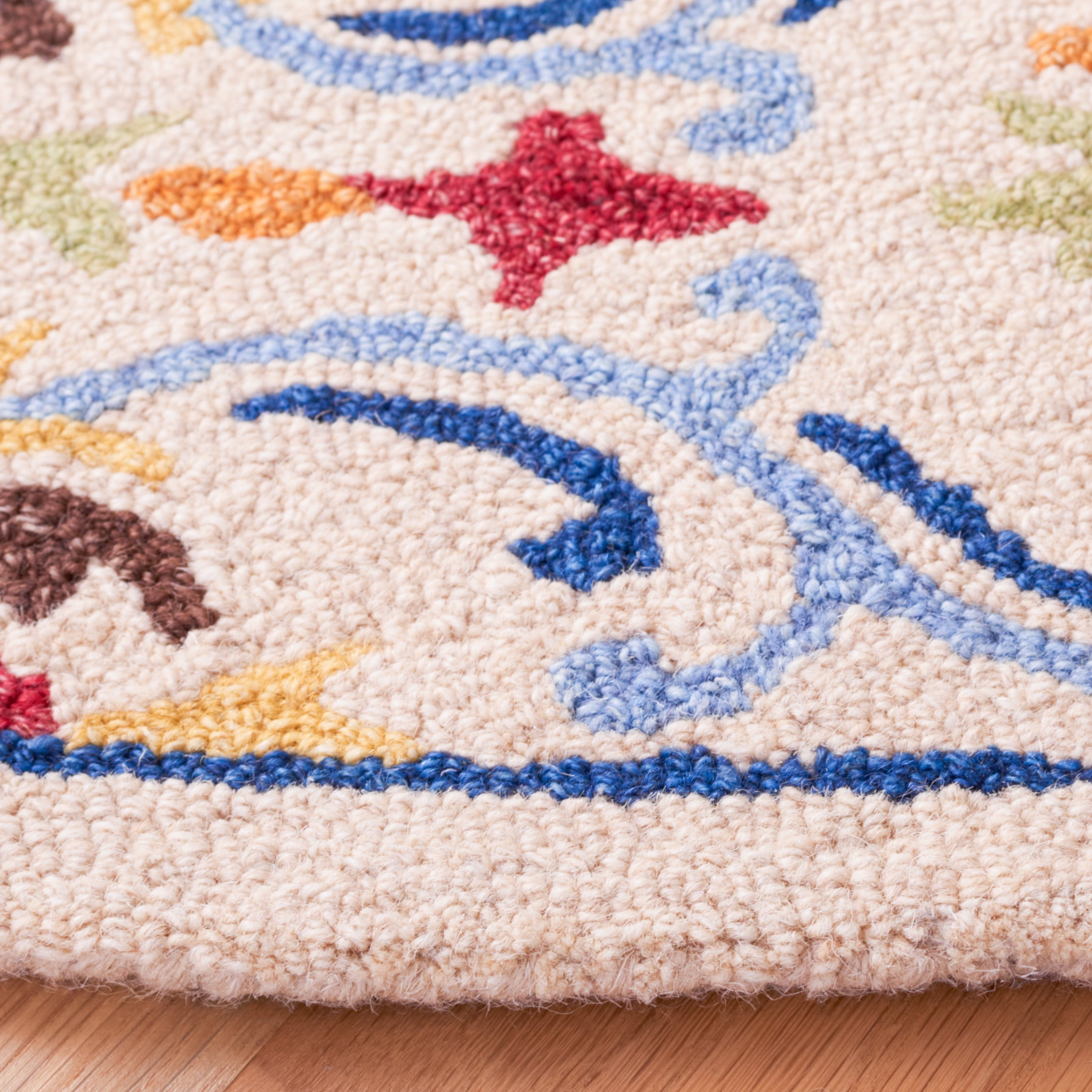 SAFAVIEH Micro-Loop Carlene Medallion Area Rug, Beige/Blue, 5' x 5' Round