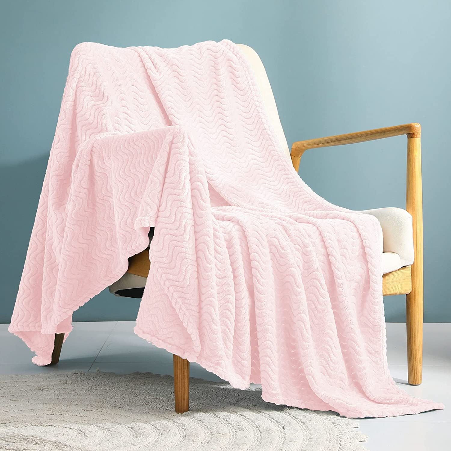 Exclusivo Mezcla Large Flannel Fleece Throw Blanket, 50x70 Inches Soft