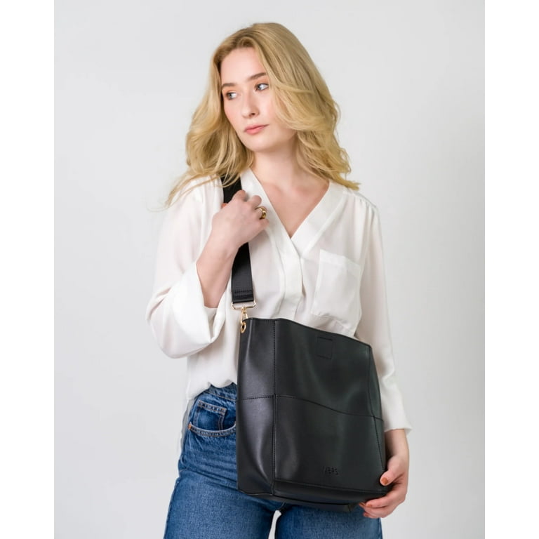 Demi bucket bag hot sale
