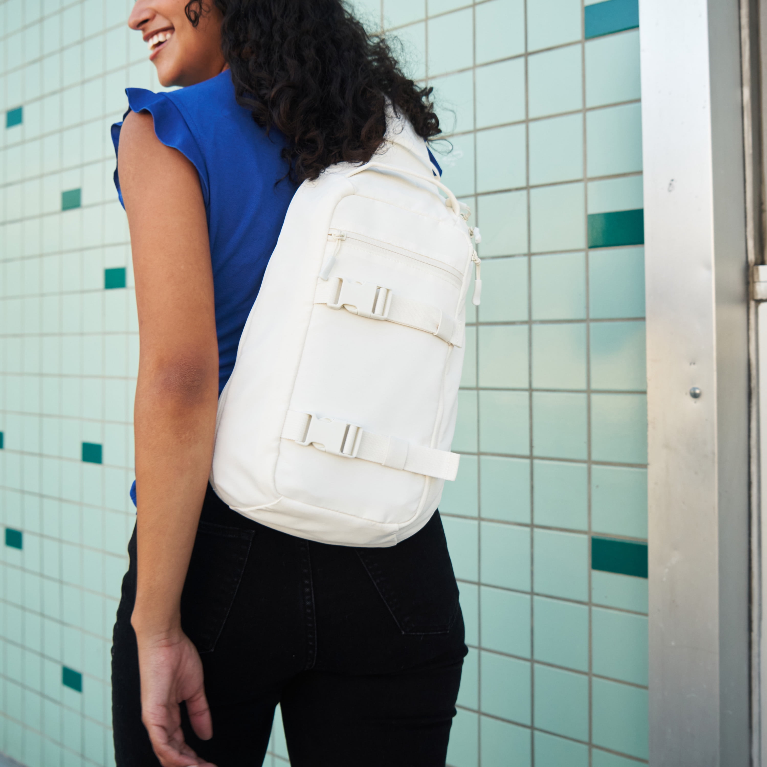 Ozark Trail 9 L Sling pack, Cream, Polyester Messenger Bag, Adult, Teen, Unisex