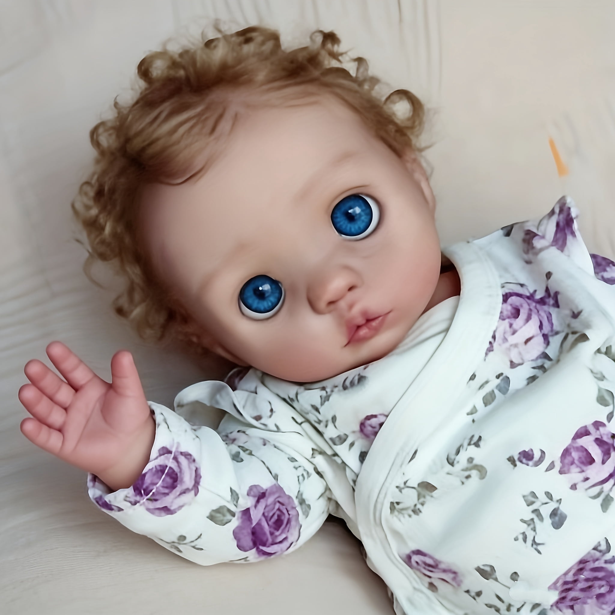16 Inch Realistic Reborn Baby Doll, Cute Big Eyes Curly Hair Toddler Doll, Lifelike Soft Vinyl Baby Doll Gift For Girls