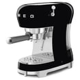 thumbnail image 4 of Smeg Cafetera espresso manual con varilla de vapor, 15 bares de presión, filtro porta de acero inoxidable, calentador de tazas pasivo, controles fáciles de usar y cuchara medidora fabricada en Italia, 4 of 5