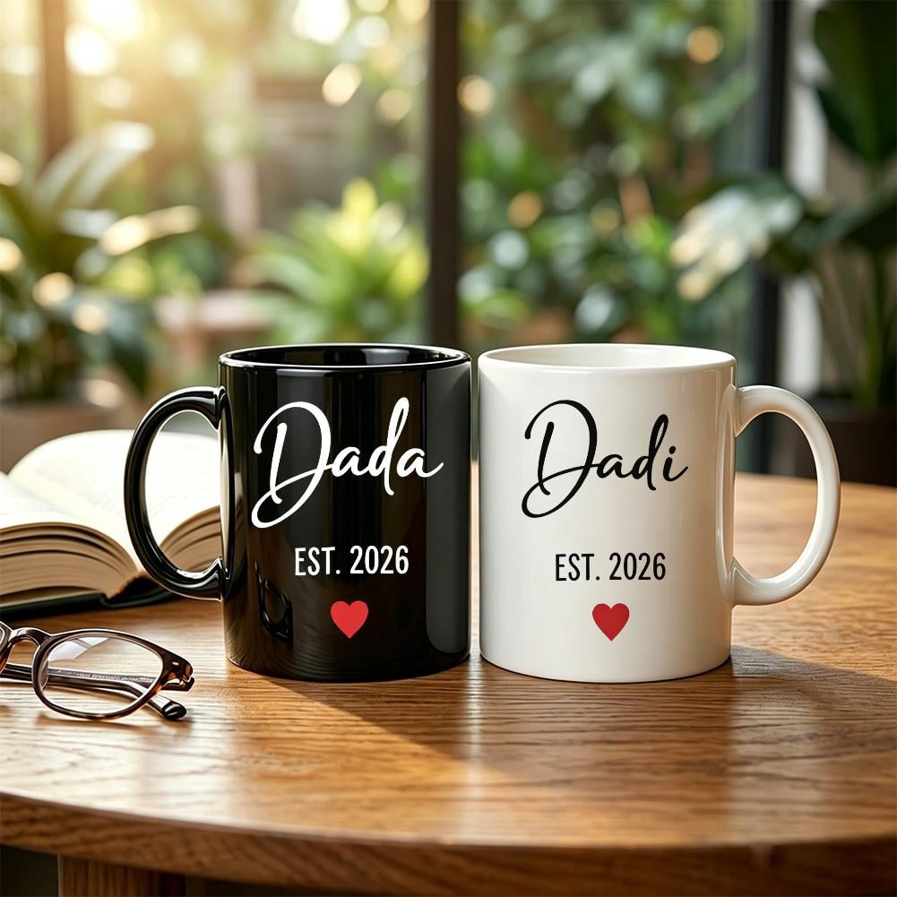 “Dada & Dadi Est. 2026” Commemorative Mug Set — Exclusive Coffee Cups for Mother’s Day & Father’s Day, a Cherished Keepsake for New Grandparents, and a Special Mug for Announcing the Baby’s Arrival