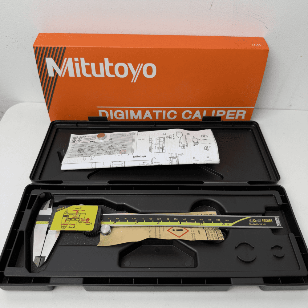 Mitutoyo 500-197-30 Digital Caliper, 0-8"/200mm Range, 0.0005"/0.01mm Res, Professional Tool