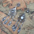thumbnail image 4 of Pendientes colgantes de cristal de flor de joyería e bohemio para mujer Zulema Pendientes, 4 of 7