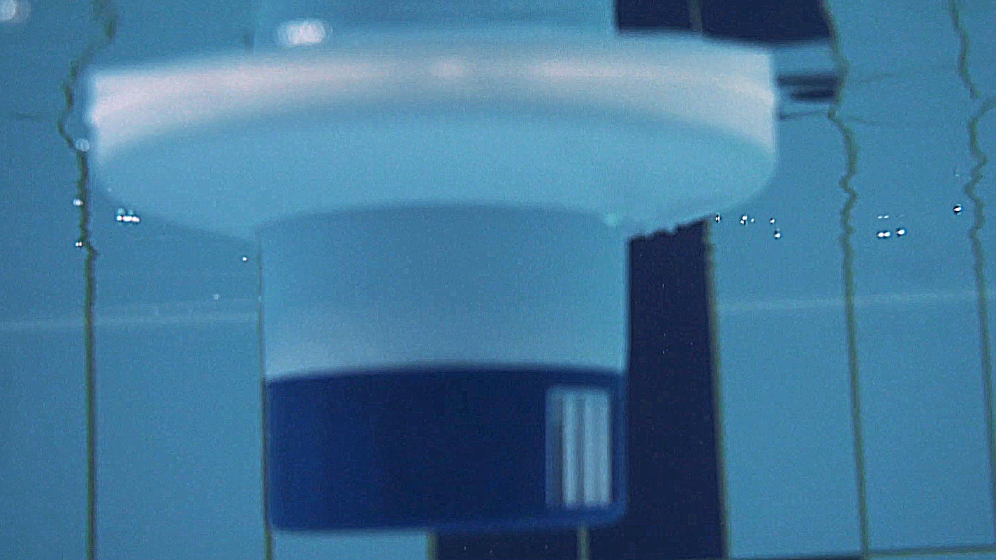 Mainstays Blue & White Chlorine Dispenser for Pools & Spas - 7" L x 7" W x 3.75" H - 1 per Pack