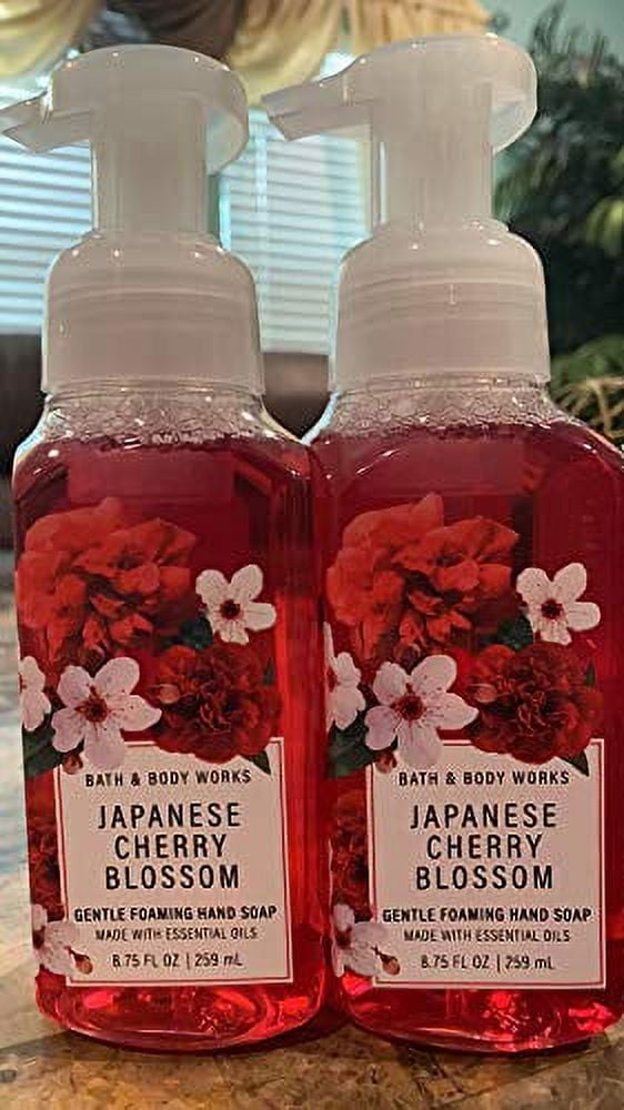 Bath & Body Works, Gentle Foaming Hand Soap. Japanese Cherry