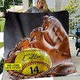 thumbnail image 3 of Couverture de Softball Personnalisée, Couverture en Polaire de Softball Love This, 3 of 5