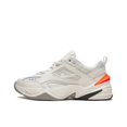 thumbnail image 1 of Zapatillas clásicas M2K Tekno blancas de platino puro, unisex, cómodas, de suela gruesa, estilo retro, informales, de caña baja, 1 of 4
