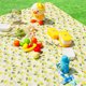 thumbnail image 4 of Estera de picnic al aire libre de tela Oxford 600d de tres colores, estera plegable para acampar a prueba de humedad, 4 of 5