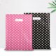 thumbnail image 5 of Bolsa de almacenamiento portátil de 50 piezas, bolsas de compras para recuerdo de fiesta, bolsa de ropa de gran capacidad para viajes al aire Almacenamiento y organización del hogar Negro 35x45cm Bearachild HA075227-06, 5 of 6