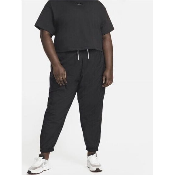 Nike Women's Sportswear Essential T-Shirt (Plus Size 1XL ) in Black