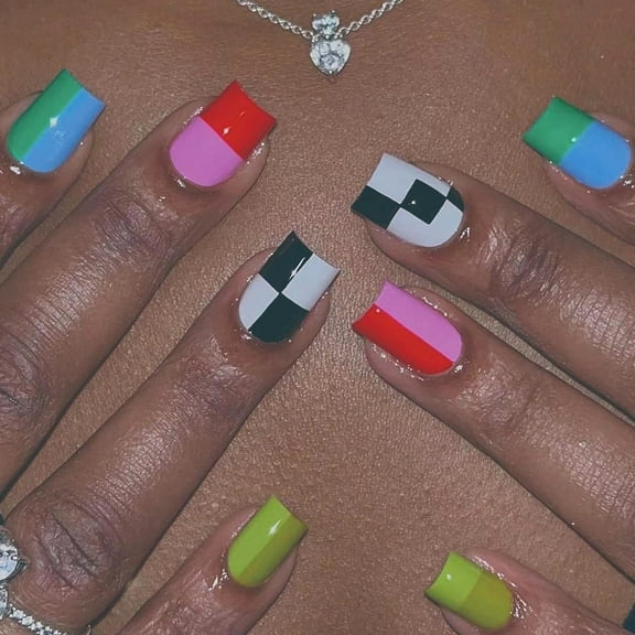 Press on Nails Short Square Fake Nails Glossy Glue on Nails Colorful Plaid Acrylic Nails Squoval Artificial Nails Rainbow Mosaic Squares Stick on False Nails with Design 24 pcs 05200Colorful 0.04