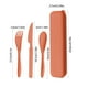 thumbnail image 3 of Set de utensilios de viaje para paja de trigo - Cuchillo y cuchara con tenedor de 4 piezas y estuche • Cubertería portátil para acampada, picnic, oficina • Plástico sin BPA • Naranja, azul, verde, 3 of 6