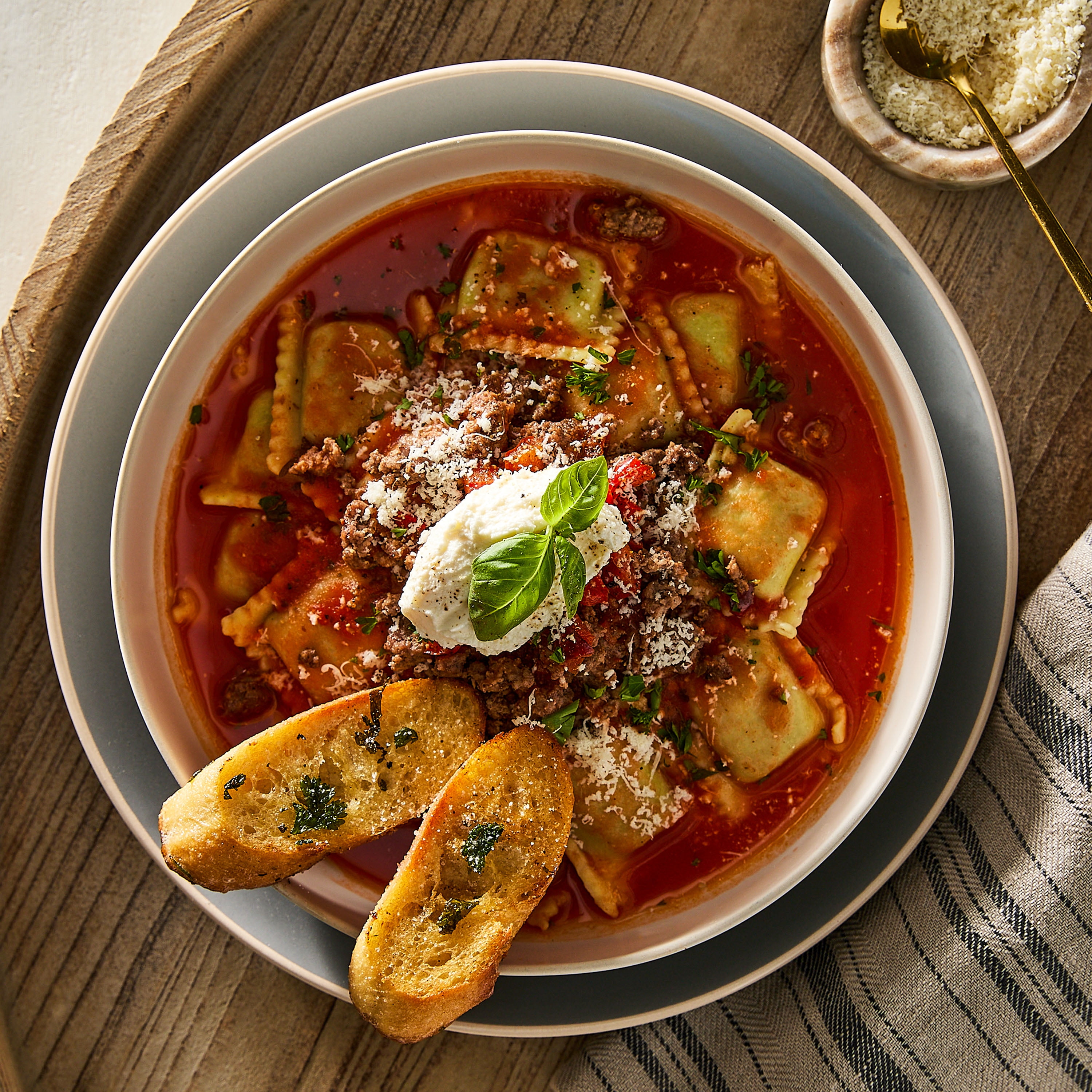 Great Value Beef Ravioli, 25 oz