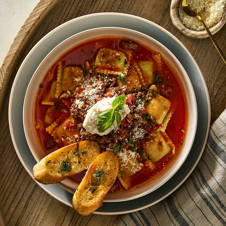 Great Value Beef Ravioli, 25 oz Frozen Pasta with Beef and Ricotta