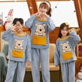 thumbnail image 2 of Disney Winnie The Pooh Winter Coral Fleece Pijamas para padres e hijos para una familia de tres Trajes de franela de dibujos animados gruesos Altura 145-155cm zhangyuxiang CONDUJO, 2 of 2