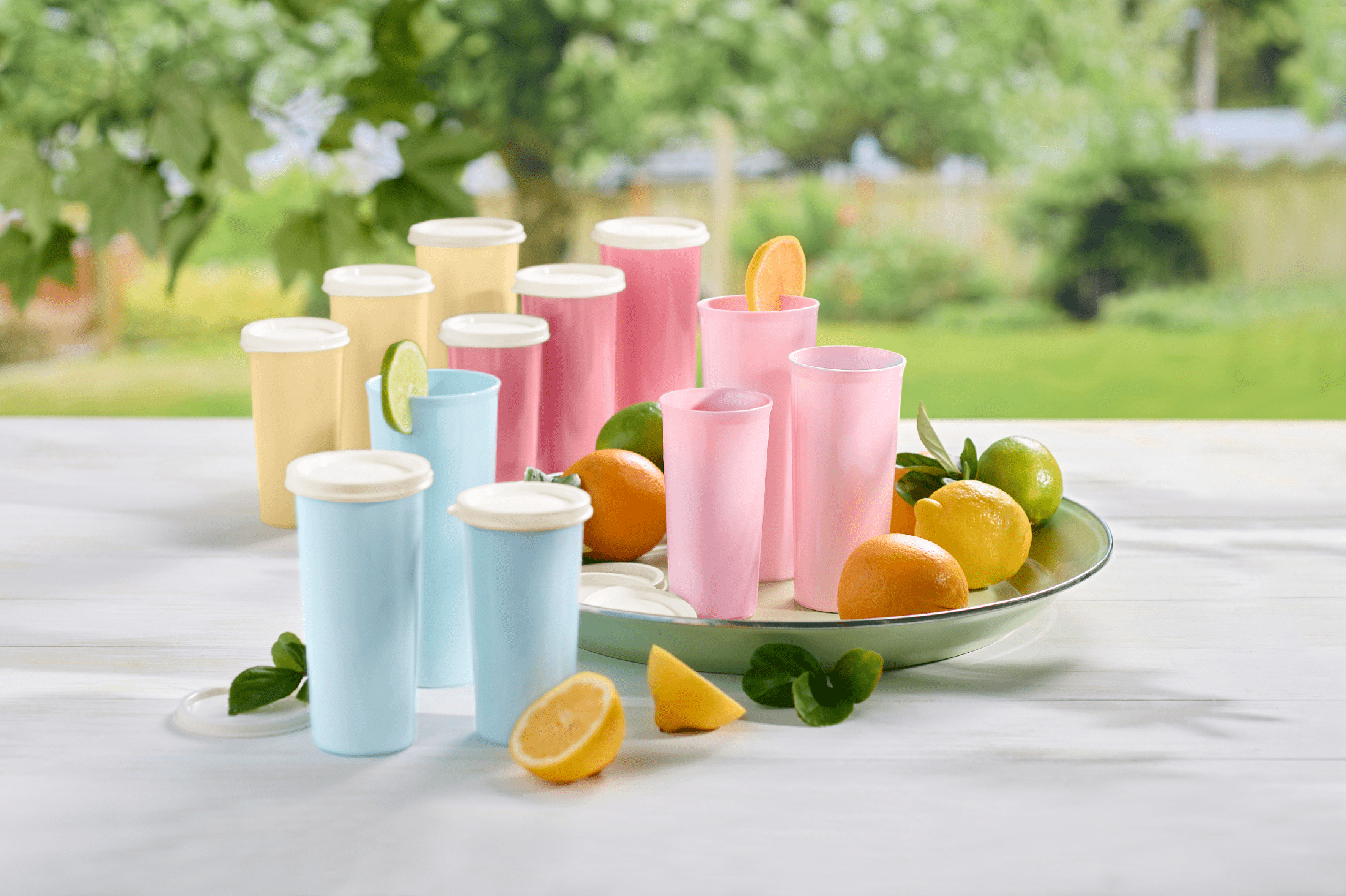 Tupperware 16 oz Plastic Tumbler Set with Lids, Assorted Colors (Set of 12)  - Walmart.com