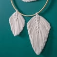 thumbnail image 4 of Decoración de borlas de hojas tejidas Boho Chic de plumas para colgar en la pared Cott, 4 of 5