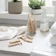 thumbnail image 3 of Pinzas para ropa Laundry 360 extra grandes de madera, paquete de 100, 3 of 9