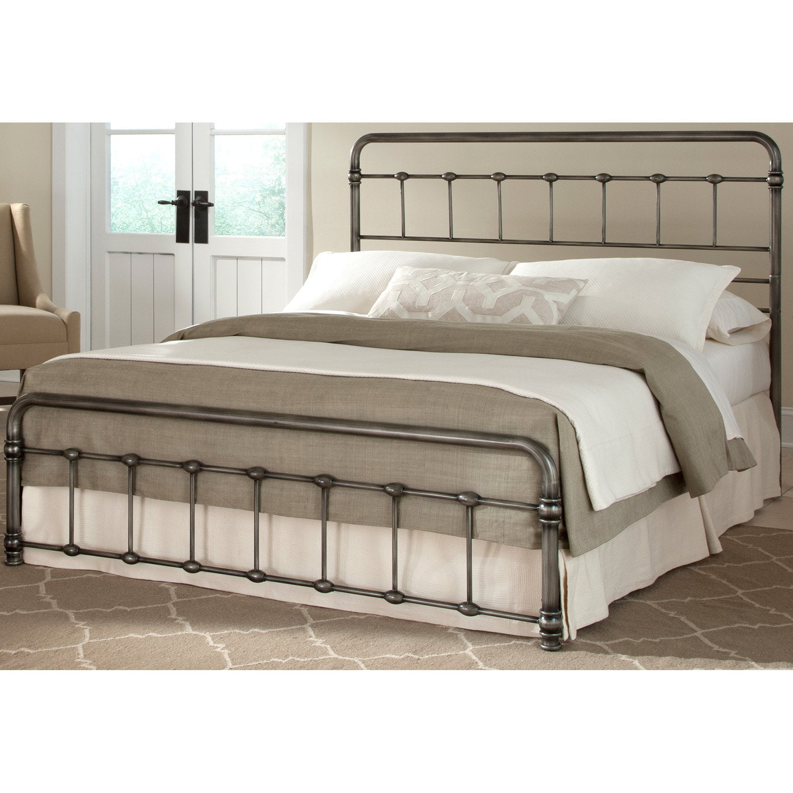 Fremont Snap Bed with Rounded Edge Panels and Folding Metal Side