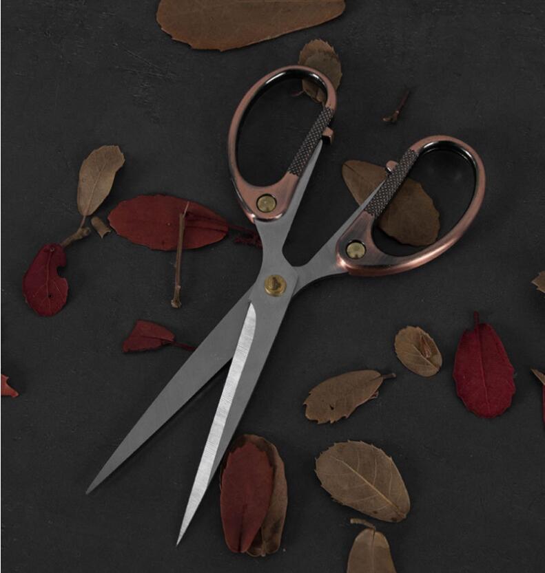 Fabric Scissors, Sewing Scissors,6 inch Premium Tailor Scissors, Heavy Duty  Scissors, Sharp Scissors, Fabric Shears Zinc Alloy Scissors